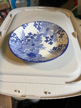 Blue Floral Ceramic Serving Bowl - Decorative Home Dining Serveware